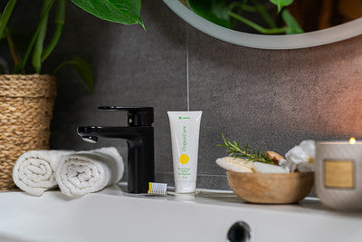 OrganiCare Fresh Lemon Herbal Toothpaste